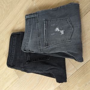 Universal Thread Bundle of 2 Jeans